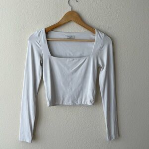 Babaton Square contour top S